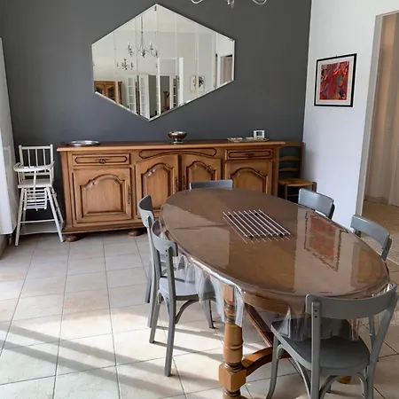 Le Claugi Сasa de vacaciones Damery (Marne)